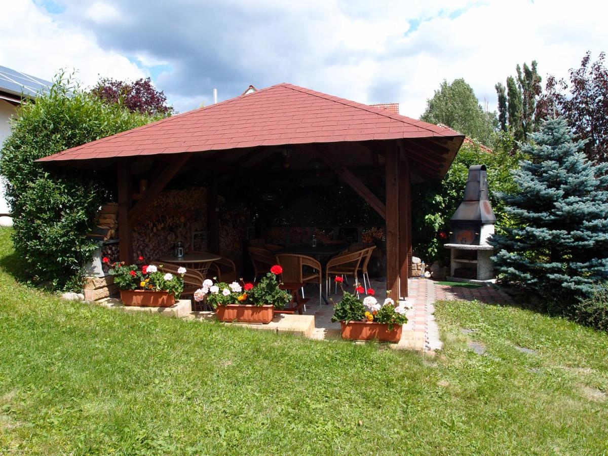 Penzion Cabak Vrchlabí Exteriör bild