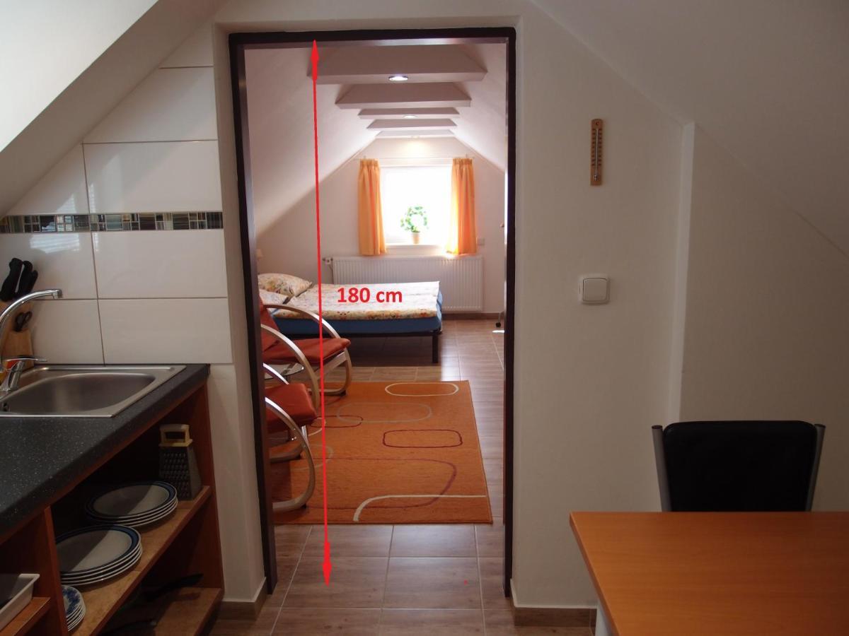 Penzion Cabak Vrchlabí Exteriör bild