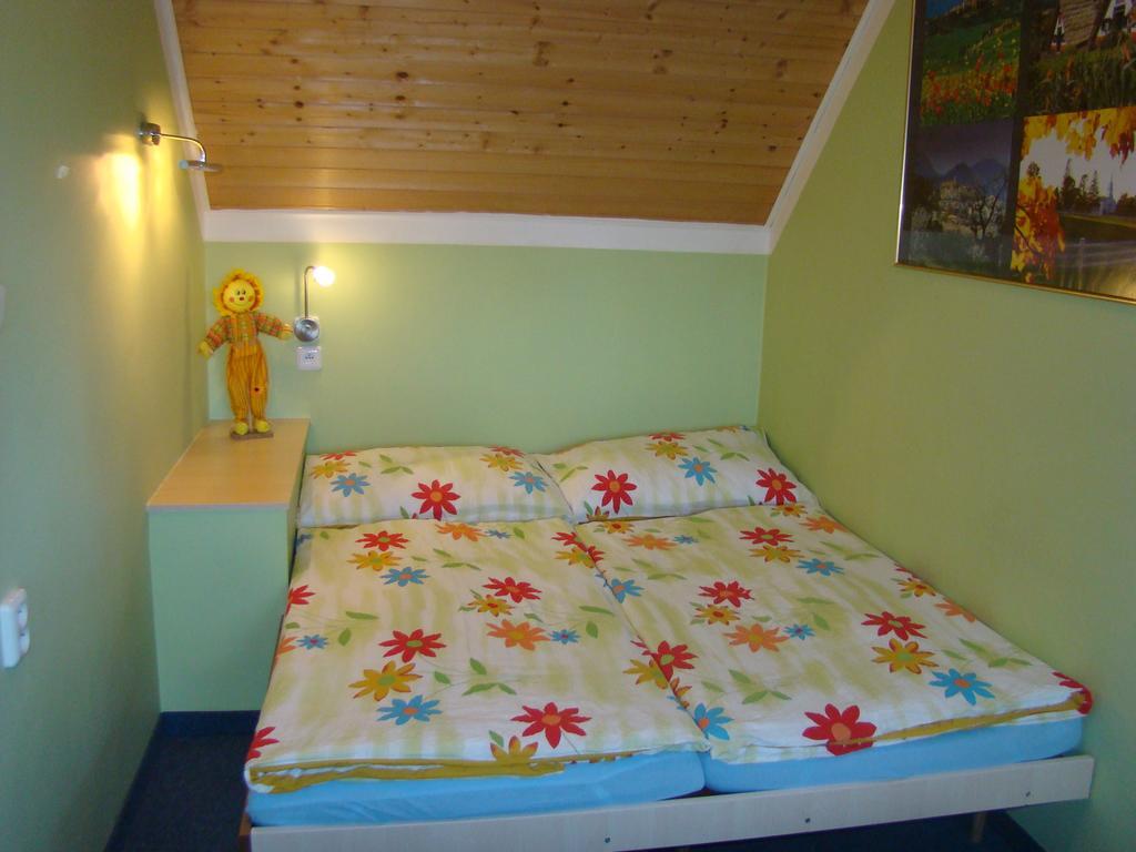 Penzion Cabak Vrchlabí Exteriör bild